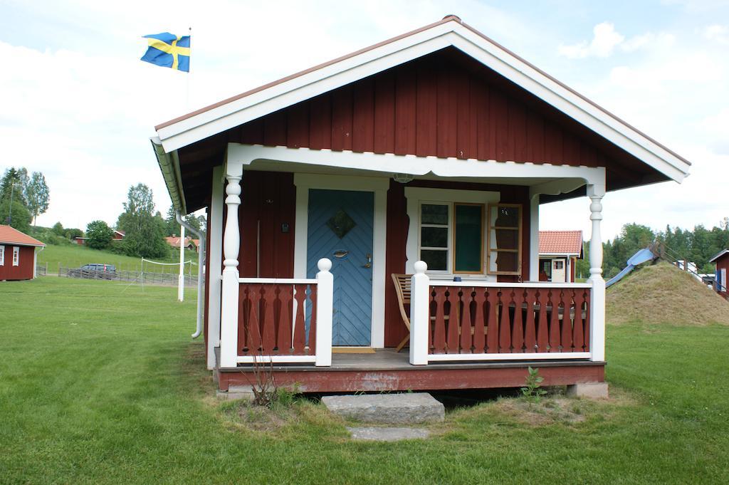 Ratt O Roder Stugby & Konferens Villa Djuras Ruang foto